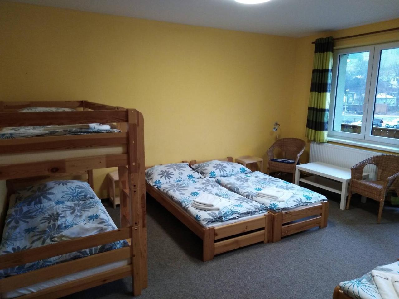 Penzion Snezenka Jiretin pod Bukovou Zewnętrze zdjęcie